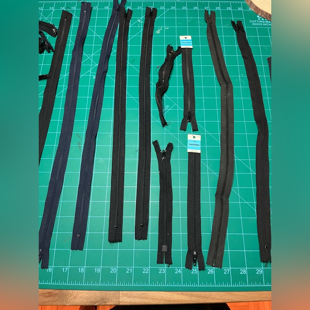 Colorful Assorted Zippers - Picture 4 of 6